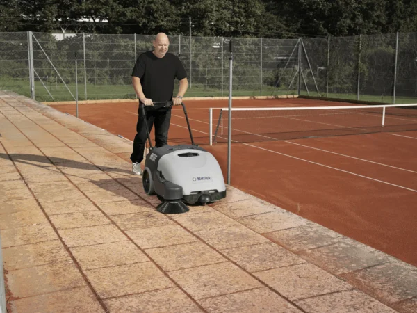 Nilfisk SW750 Walk Behind Sweeper - Image 8