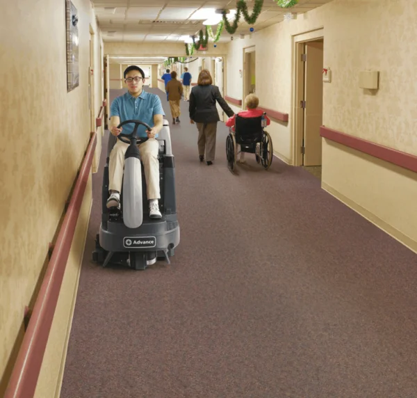 Nilfisk ES4000 Ride On Total Carpet Care - Image 2