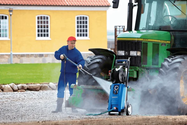NILFISK MC 2C 120/520 XT HIGH PRESSURE WASHER - Image 2