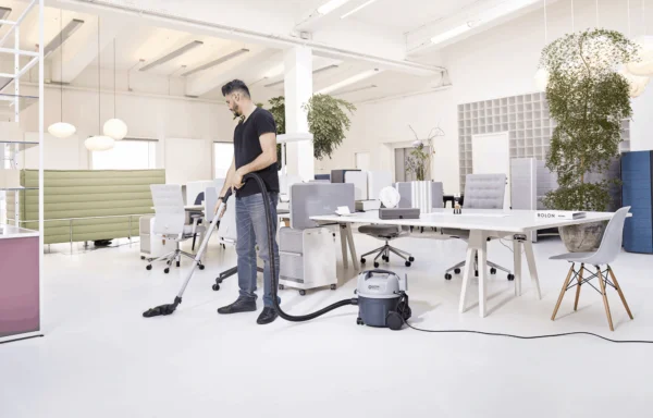 Nilfisk VP300 ECO Vacuum - Image 2