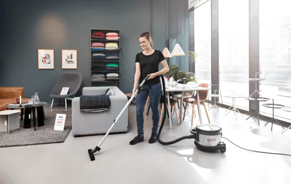 Nilfisk GD930S2 Canister Vacuum - Image 7