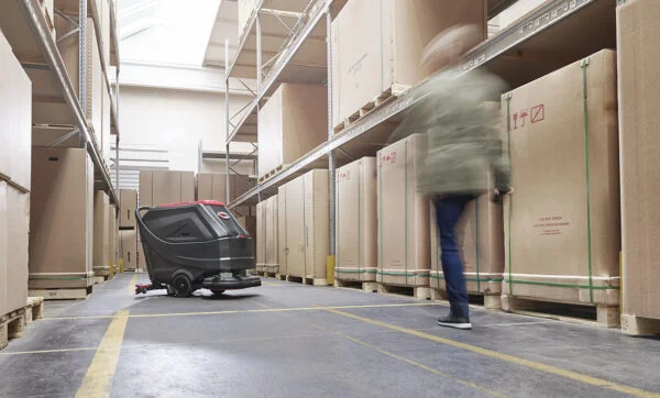 Viper AS6690T Walk Behind Scrubber Dryer - Image 2