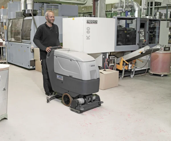 Nilfisk BA 551C D Walk Behind Scrubber Dryer - Image 2